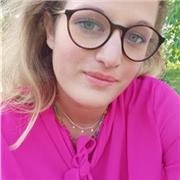 Laureanda alla Scuola Holden è disponibile per lezioni di lingua italiana, scrittura creativa e affiancamento/revisione tesi.